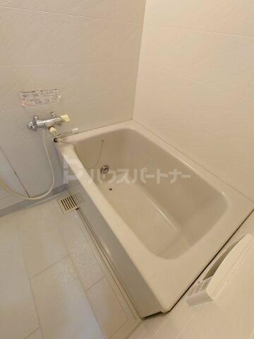 バス・シャワールーム　※角部屋参考写真