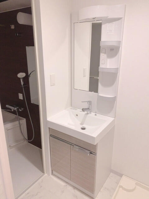 洗面設備　同仕様