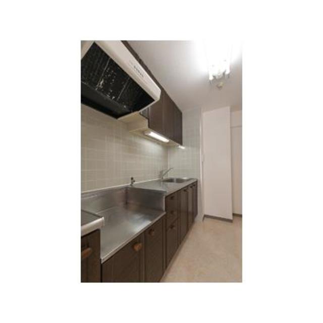 キッチン　※写真は同タイプ住戸です。