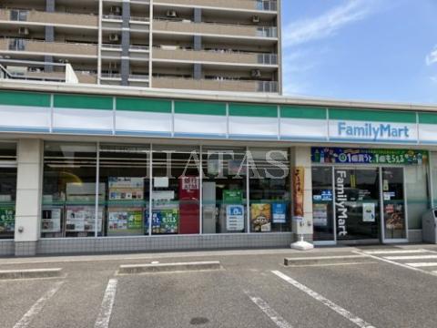 コンビニ　ファミリーマート　岡崎石工団地口店（コンビニ）まで500m