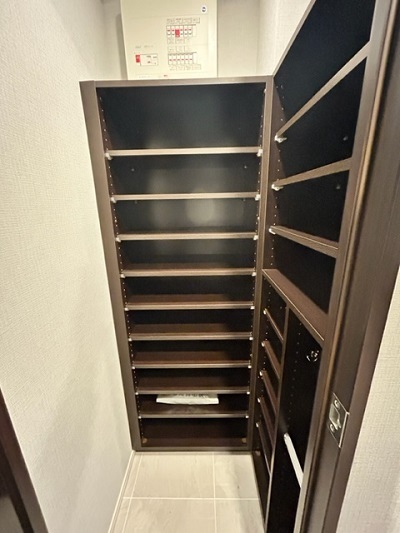 収納　シューズインクロゼット