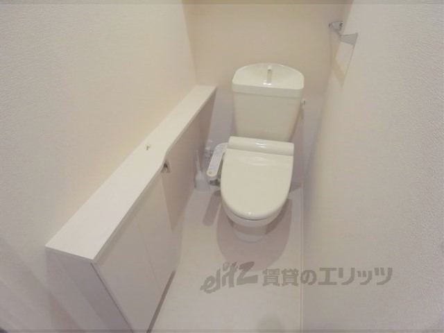 トイレ　同タイプマンションの写真です。