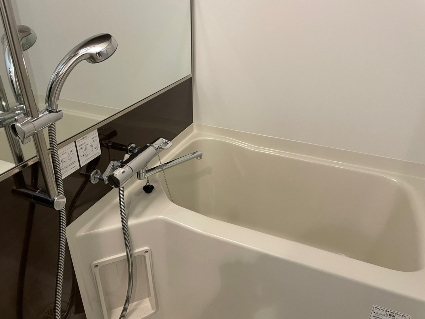 バス・シャワールーム　※同タイプ・同モデルを使用