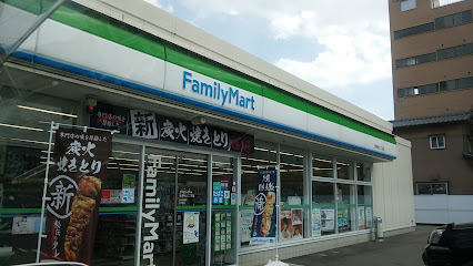 コンビニ　ファミリーマート新潟寺山二丁目店（コンビニ）まで526m