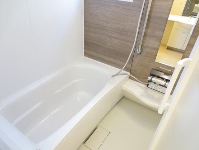 バス・シャワールーム　★足が伸ばせる1坪バス（1616サイズ）★