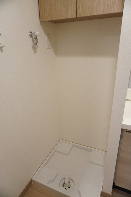 その他設備　洗濯機置場※反転タイプ