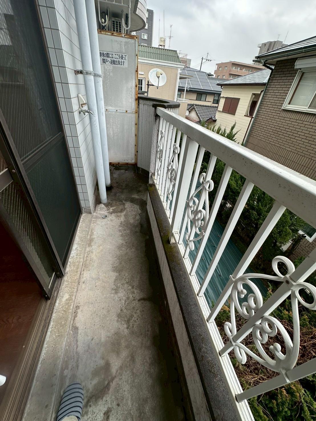 バルコニー　ベランダ