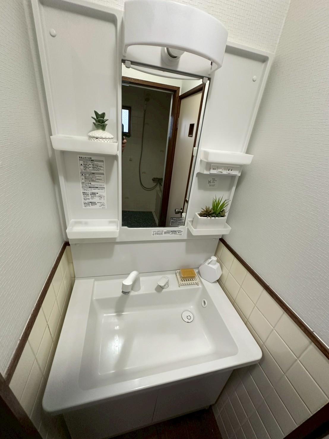 洗面設備　洗面所