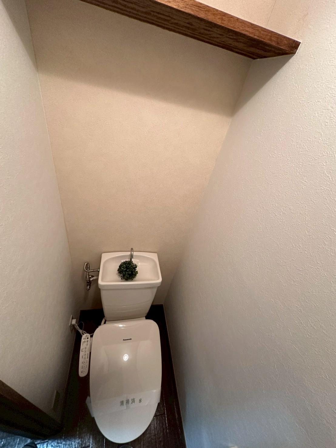 トイレ　トイレ