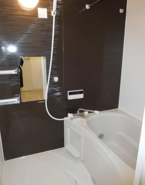 バス・シャワールーム　☆ゆっくりくつろげるお風呂☆