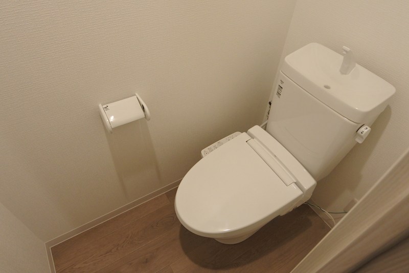 トイレ　トイレって何故か落ち着くスペースですね