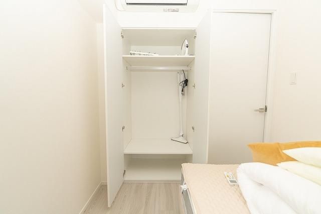 収納　家具家電付きです　退去時に要撤去となります。