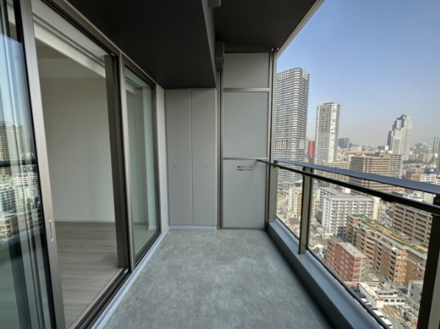 バルコニー　別部屋参考写真になります