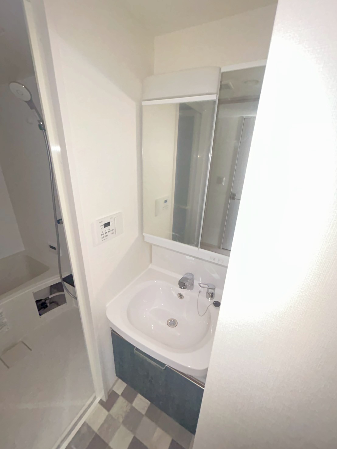 洗面設備　忙しい朝には欠かせない洗面所です