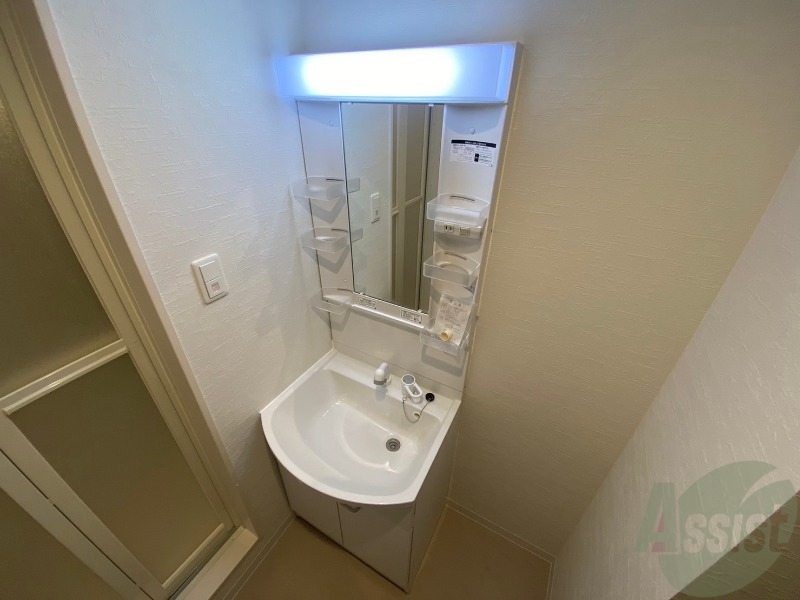 洗面設備　シャンプードレッサーで身支度もラクラクです！