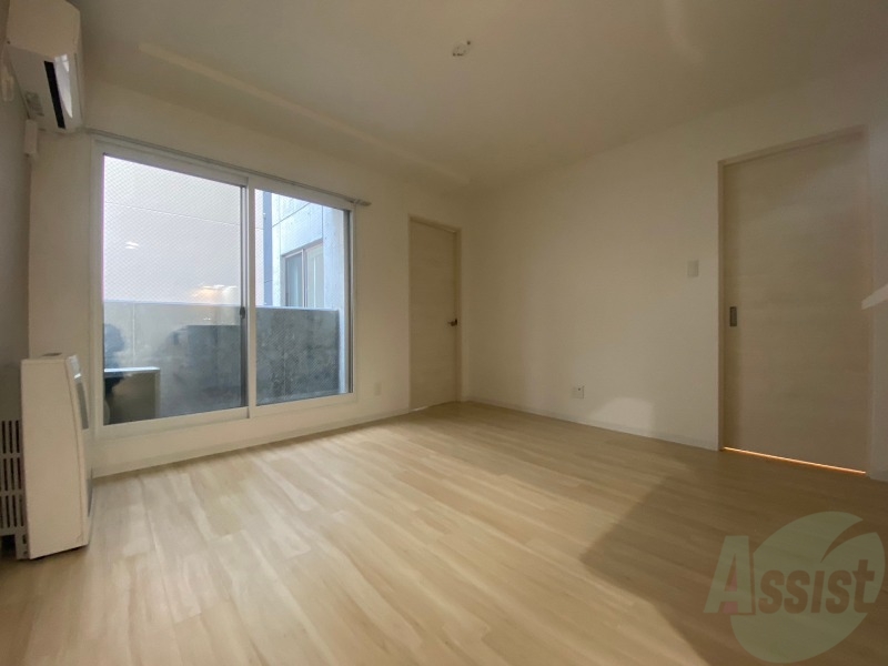 居室・リビング　広くてきれいなリビングです！快適に過ごせそうですね。