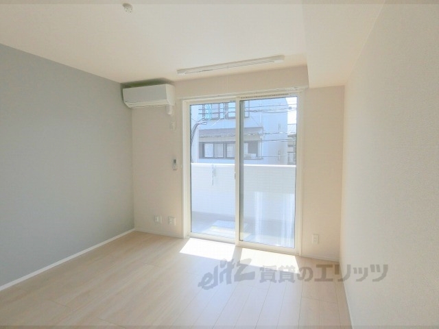 居室・リビング　洋室