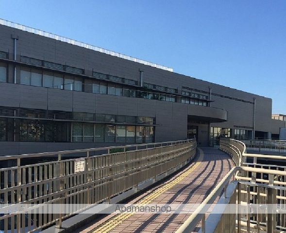 図書館　浜松市立城北図書館（図書館）まで1000m