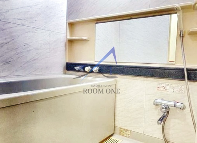 バス・シャワールーム　お風呂です。