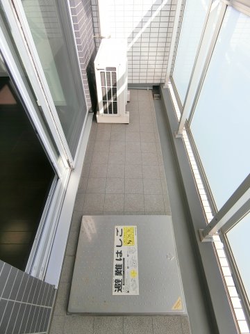 バルコニー　メインステージ蒲田VIエグザ ※左右反転参照