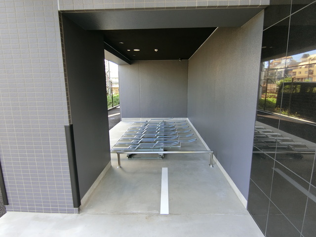 その他共有部分　バイク置場・要契約