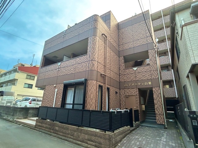 エントランス　広々としたエントランス♪