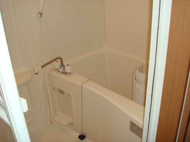 バス・シャワールーム　清潔感のある浴室♪
