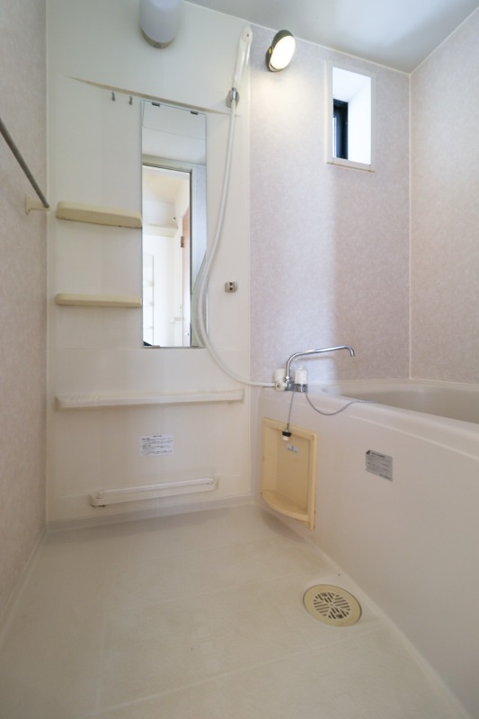 バス・シャワールーム　図面と現状に相違がある場合には現状を優先