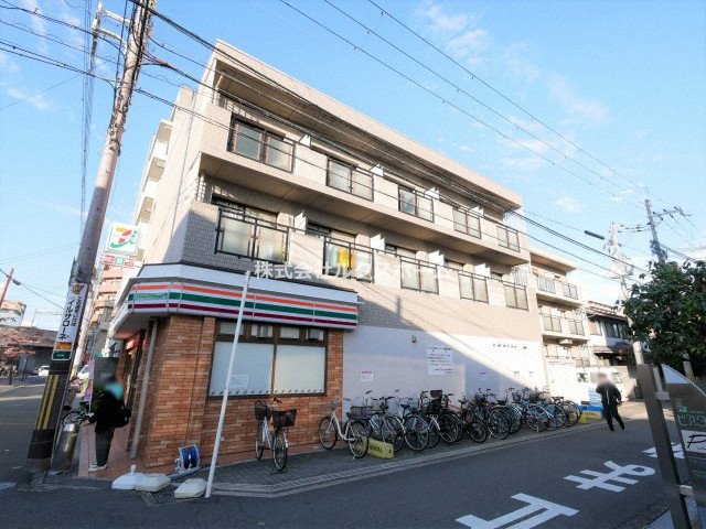 建物外観　外はこのようになっています