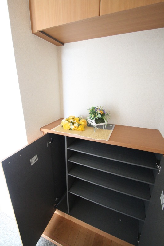 収納　備品はつきません