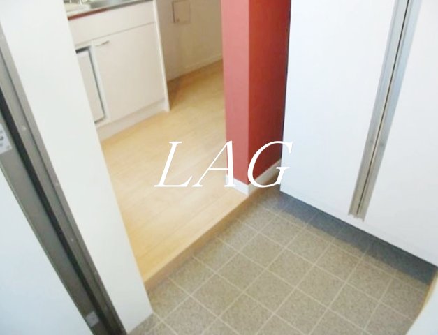 玄関　玄関です。