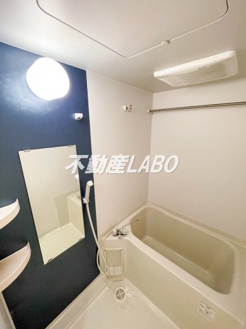 バス・シャワールーム　他タイプ参考写真