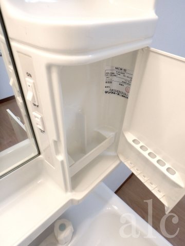 玄関　別部屋参考写真