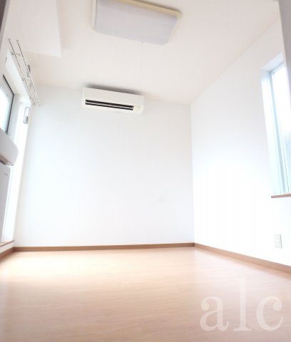 居室・リビング　☆敷金ゼロ礼金ゼロ！この価格で独立洗面台付き！別部屋写真使用