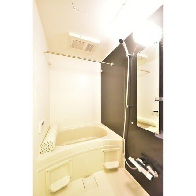 バス・シャワールーム　きれいなお風呂です