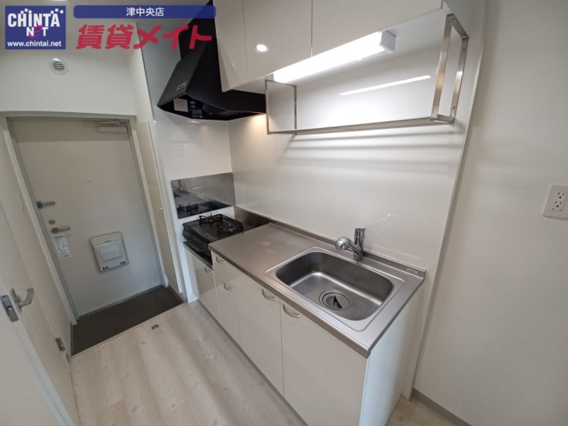 キッチン　同型参考写真