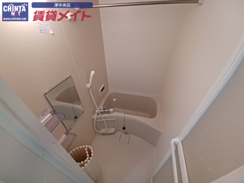 バス・シャワールーム　同型参考写真