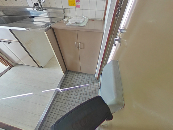 玄関　※別号室の写真です