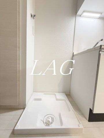 その他設備　室内洗濯機置き場です。（同仕様設備です）