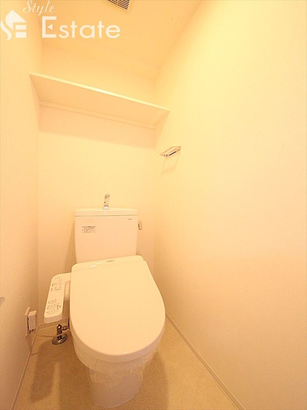 トイレ　トイレ