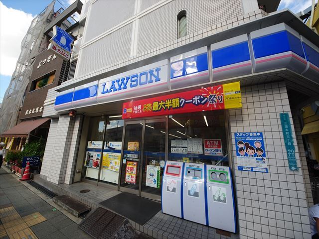 コンビニ　ローソン阪急三国駅前店（コンビニ）まで86m