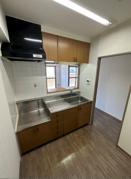 キッチン　まな板スペースのあるキッチン