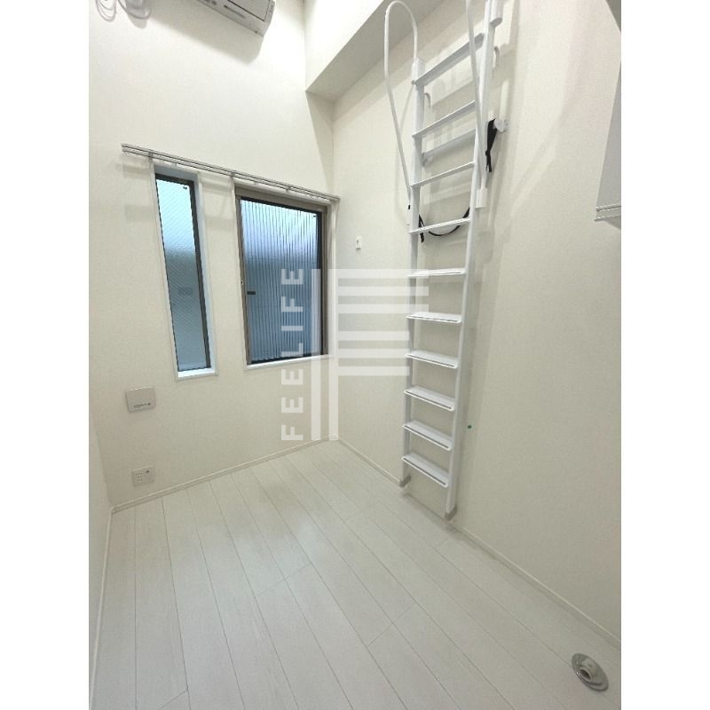 居室・リビング　別部屋の写真です、ご参考までに。