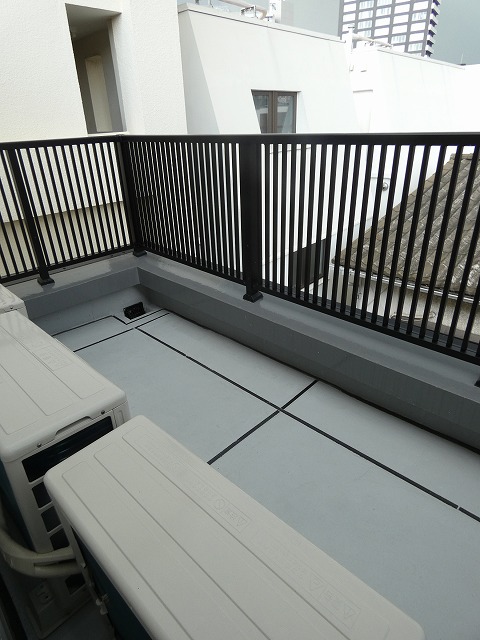 バルコニー　バルコニー