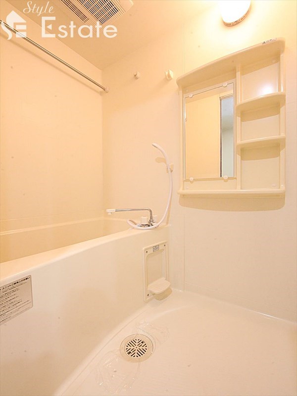 バス・シャワールーム　バスルーム