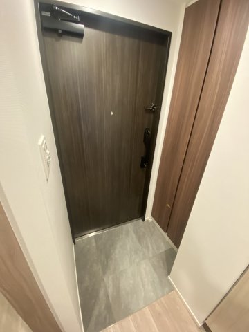 玄関　落ち着いた玄関です