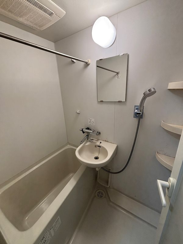 バス・シャワールーム　参考写真