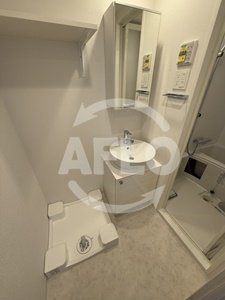 洗面設備　エスリード ザ・カレント大阪　洗面所