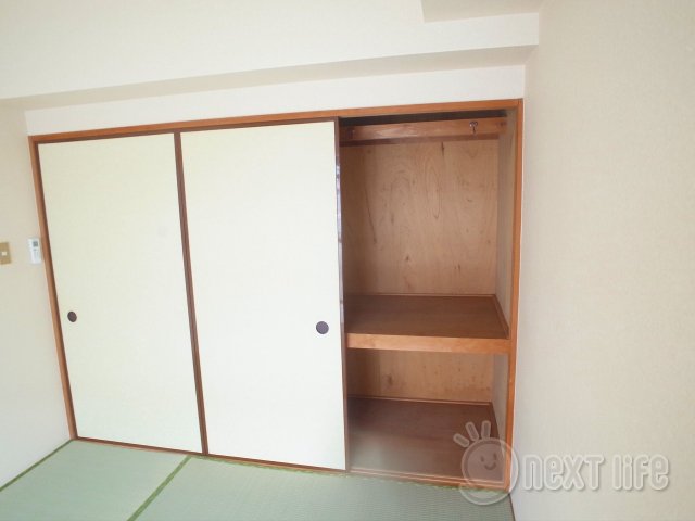 収納　パインクレスト調布