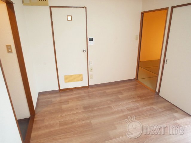 居室・リビング　パインクレスト調布